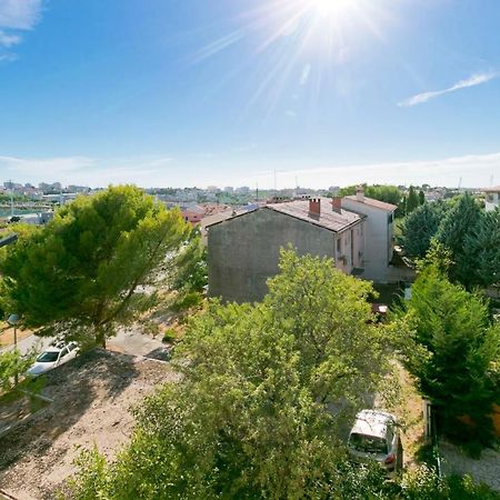 Modern Oasis Apartment Пула Экстерьер фото