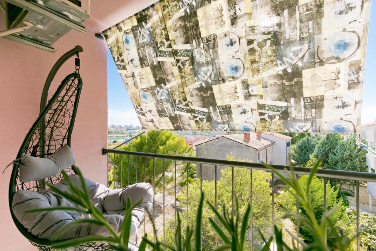 Modern Oasis Apartment Пула Экстерьер фото